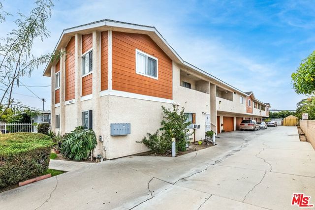 5834 FERGUSON DR - COMMERCE, CA (PHOTO)