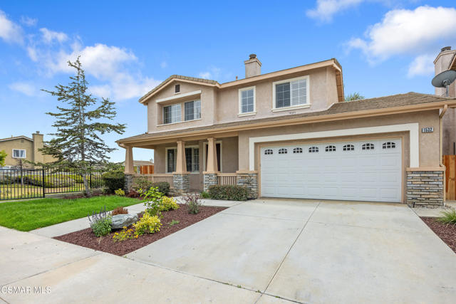 1532 Lorena Drive, Oxnard CA: https://media.crmls.org/mediaz/8efbafa7-a6cb-4cb6-be8a-d18ad6b886a3.jpg