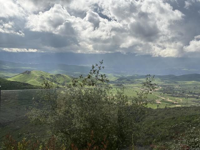 Image 64 of 73 For 18410 Lakepointe Dr