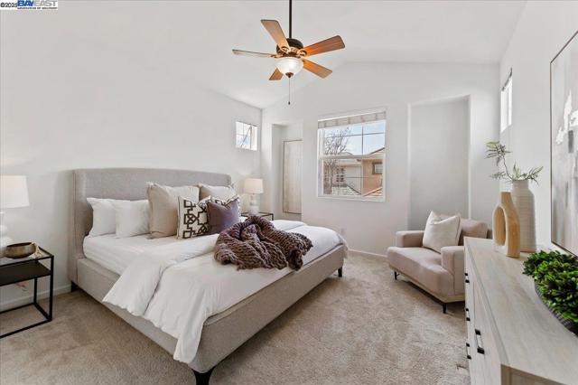 3989 Strafford Ct, Dublin CA: https://media.crmls.org/mediaz/8efcf879-7964-4359-b653-a1f89848c9ac.jpg