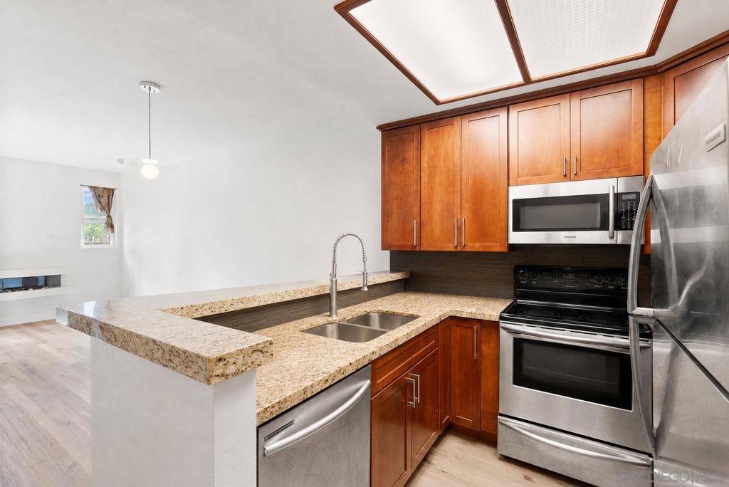 4435 Nobel Dr - photo 6