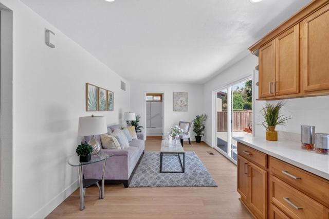 30784 Tidewater Drive, Union City CA: https://media.crmls.org/mediaz/8eff3233-5b8c-4323-8e96-6da22a08034e.jpg