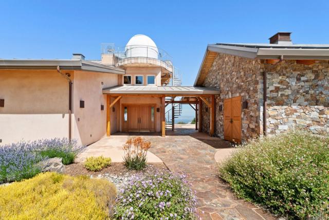 15060 Montebello Road, Cupertino CA: https://media.crmls.org/mediaz/8eff5055-7ef8-414c-a143-f65b8e40afe6.jpg