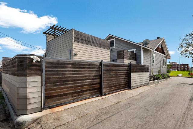 Detail Gallery Image 29 of 29 For 107 Clubhouse Ave, Venice,  CA 90291 - 2 Beds | 1 Baths