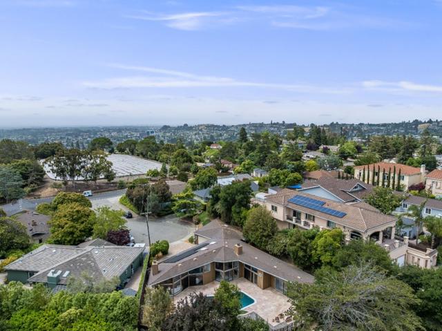 18009 Laird Court, Castro Valley CA: https://media.crmls.org/mediaz/8f0156c6-a5a1-4ff8-a29e-0cf4c66269e1.jpg