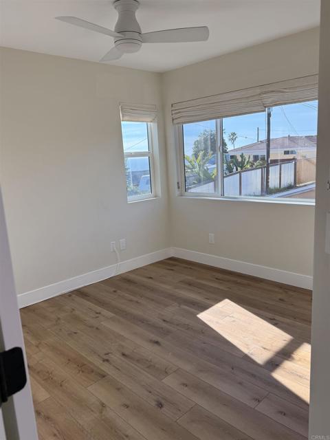 Detail Gallery Image 5 of 15 For 4571 Coronado Ave, San Diego,  CA 92107 - 1 Beds | 1 Baths