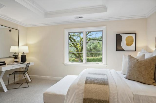 4 Buck Meadow Drive, Portola Valley CA: https://media.crmls.org/mediaz/8f027f99-9d9a-447b-be11-4e610afca936.jpg