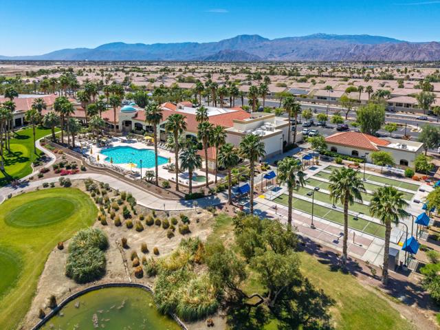 80086 Camino Santa Elise, Indio CA: https://media.crmls.org/mediaz/8f028057-fba9-4b44-8fc5-4ad38a242611.jpg