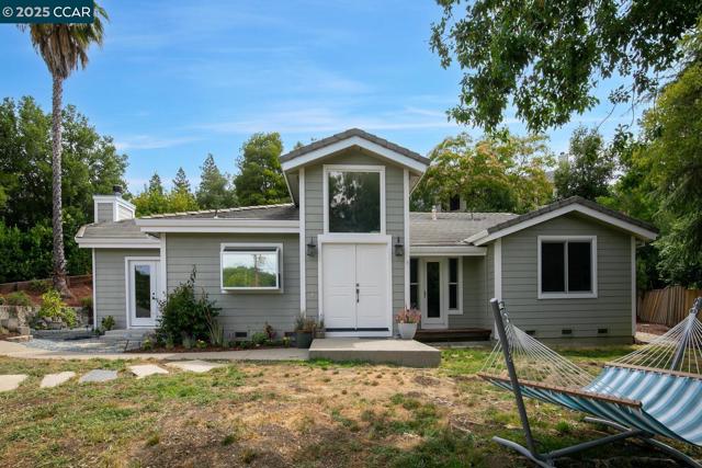 2 Deer field, Walnut Creek CA: https://media.crmls.org/mediaz/8f03c81d-5288-4ab5-8fc6-6285f28cd824.jpg