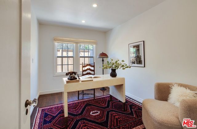 1900 N Serrano Avenue, Los Angeles CA: https://media.crmls.org/mediaz/8f04d806-d034-4fcc-b459-ac7e81d3a675.jpg