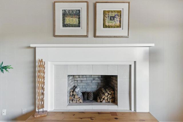 3225 Upper Lock Avenue, Belmont CA: https://media.crmls.org/mediaz/8f059c96-d539-4ee4-9fd4-2bf0cf1bdf75.jpg