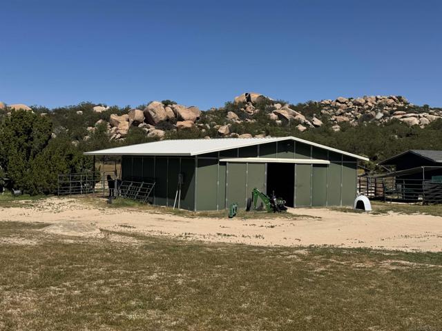 Image 17 of 75 For 41083 Old Highway 80