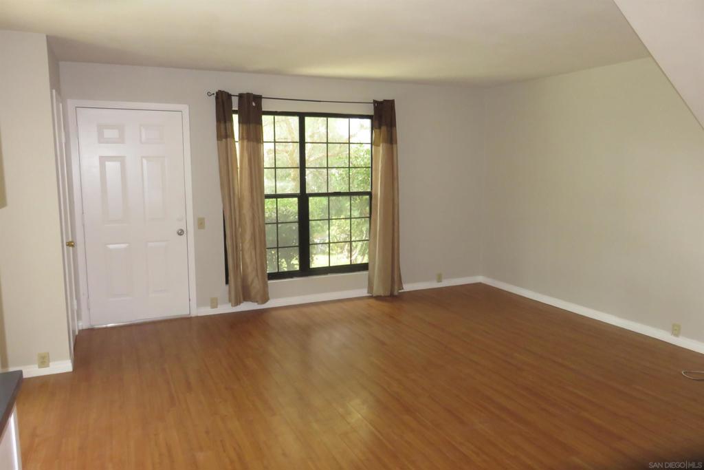 9526 Easter Way - photo 5