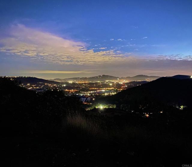 3020 Lynn Lane, San Marcos CA: https://media.crmls.org/mediaz/8f07ca75-d488-4c64-88cc-daa90cc8b3d2.jpg