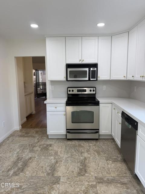 Detail Gallery Image 6 of 20 For 20178 Village 20, Camarillo,  CA 93012 - 2 Beds | 2 Baths