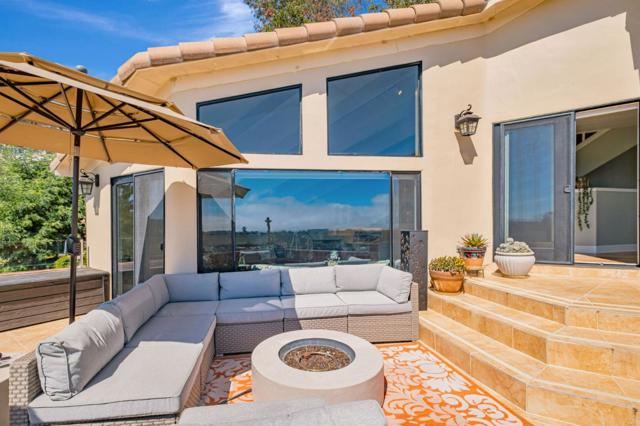 3300 Crystal Heights Drive, Soquel CA: https://media.crmls.org/mediaz/8f0b9661-9810-4fde-9e08-9733879a45cf.jpg