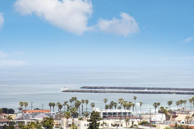 4611 Santa Cruz Ave, San Diego CA: https://media.crmls.org/mediaz/8f0c7b51-74d1-42e6-88c6-3f8c31cfd9a0.jpg