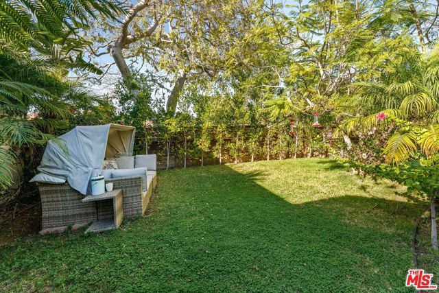 3251 Stewart Avenue, Los Angeles CA: https://media.crmls.org/mediaz/8f0ccca3-1620-46f5-a4b7-4c75fb5757c7.jpg