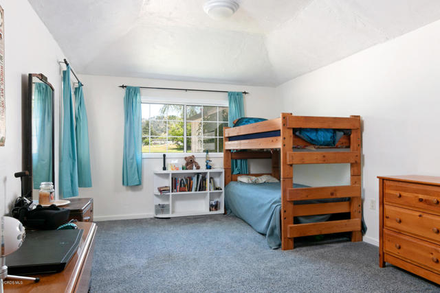 250 Verde Oak Drive, Oak View CA: https://media.crmls.org/mediaz/8f0d495e-3bab-4617-ae4c-08da8c202a91.jpg