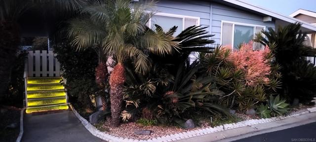 7004 San Bartolo, Carlsbad CA: https://media.crmls.org/mediaz/8f0d78f0-188b-4eb3-87f3-b4f3b1a0d14d.jpg