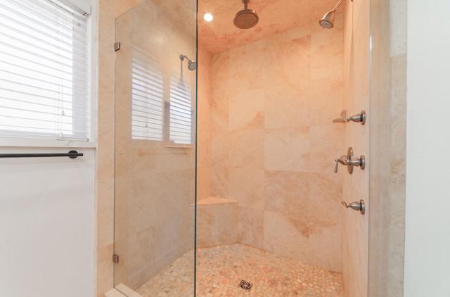 731 La Mesa Drive, Salinas CA: https://media.crmls.org/mediaz/8f0ee3ed-cbf9-468b-b33a-c9f2324a6c37.jpg