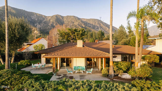 Detail Gallery Image 3 of 74 For 5703 Catherwood Dr, La Canada Flintridge,  CA 91011 - 3 Beds | 2/1 Baths