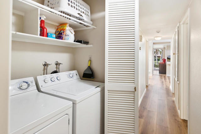 428 Sierra Madre S, Palm Desert CA: https://media.crmls.org/mediaz/8f11d971-366e-4adb-8aed-09d14ffddace.jpg
