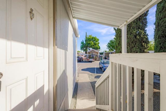 108 Cottonwood Road, Oroville CA: https://media.crmls.org/mediaz/8f12fba5-39e2-4979-a664-bf3ff7d8a71a.jpg
