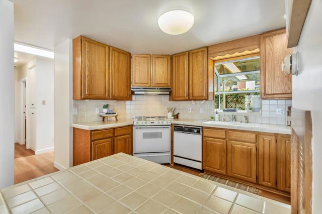 225 Mount Hermon #81 Road, Scotts Valley CA: https://media.crmls.org/mediaz/8f135438-aefb-447a-a86d-5e6ab0a27320.jpg