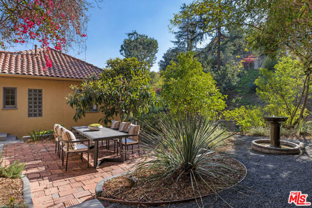 540 Mount Washington Drive, Los Angeles CA: https://media.crmls.org/mediaz/8f13975b-b99f-493d-9c2b-354a814cc563.jpg