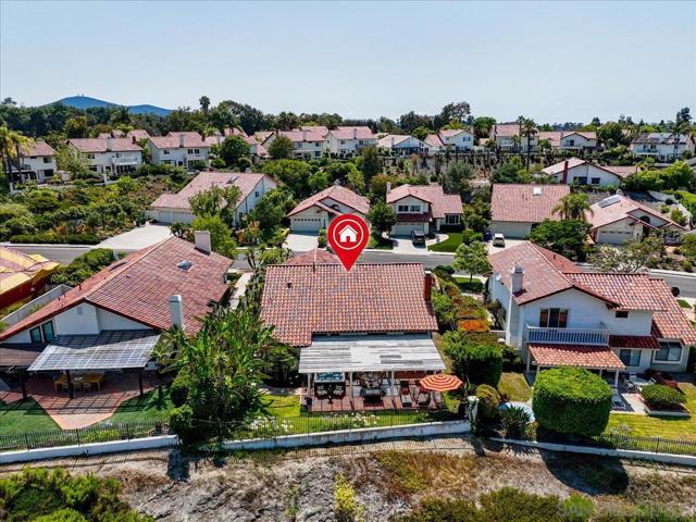 16263 Via Embeleso, San Diego CA: https://media.crmls.org/mediaz/8f13d43e-e84c-4407-9db1-9363826e9d45.jpg