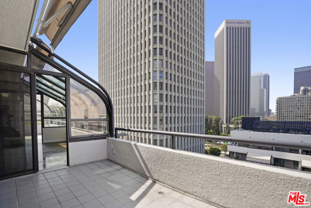 880 W 1st Street, Los Angeles CA: https://media.crmls.org/mediaz/8f151ac1-d71b-4cbb-bce7-fc05197c7bf5.jpg