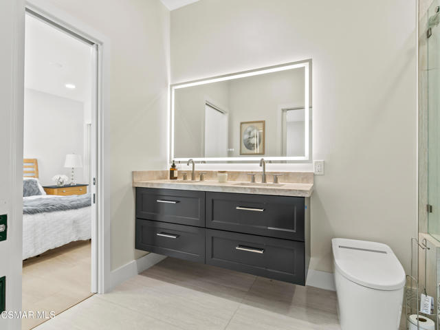 29831 White Otter Lane, Laguna Niguel CA: https://media.crmls.org/mediaz/8f16a41f-15cb-4f4b-b335-e93815dc065a.jpg