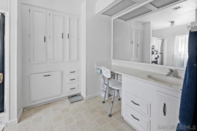 650 S Rancho Santa Fe Rd, San Marcos CA: https://media.crmls.org/mediaz/8f16e396-5fcc-4b4b-9fcc-4b3b79b5c3d0.jpg