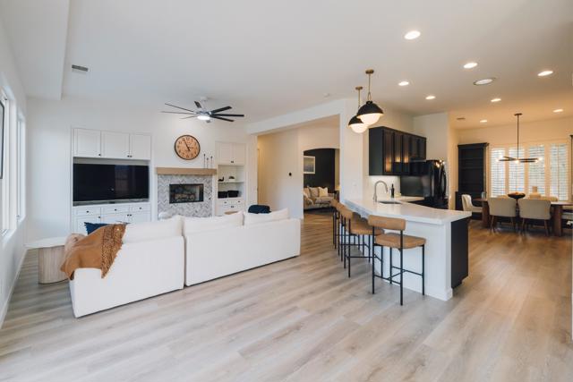 79846 Amora Drive, La Quinta CA: https://media.crmls.org/mediaz/8f173a10-1381-475e-8911-b089b4cdda46.jpg