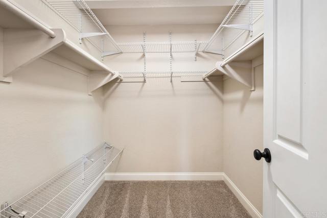 6 Cape Cod, Irvine CA: https://media.crmls.org/mediaz/8f1753d8-6778-404a-8519-11aa9b202eac.jpg