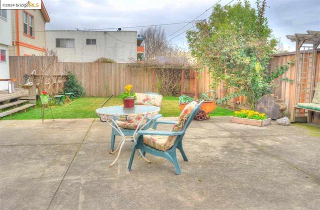 Image 45 of 46 For 986 Kains Ave