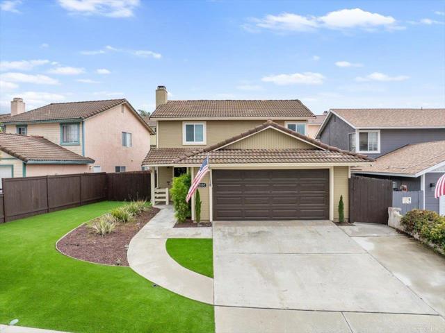 2137 N Mammoth Place, Escondido CA: https://media.crmls.org/mediaz/8f18d1fd-b826-4f60-af76-7c55a7311677.jpg