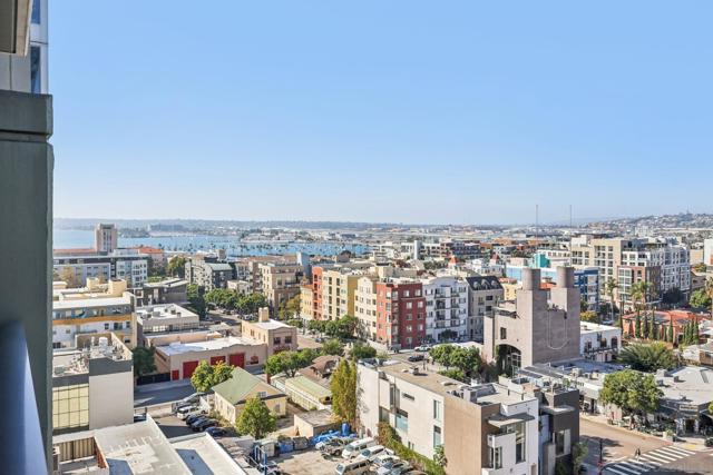 300 W Beech St, San Diego CA: https://media.crmls.org/mediaz/8f193525-fe86-4163-967b-ec65a7fc77a5.jpg