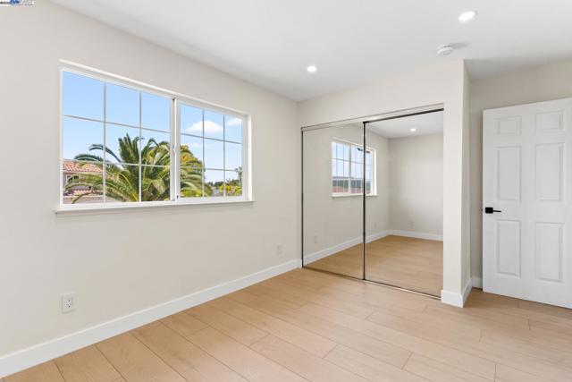 37807 Lobelia Dr, Newark CA: https://media.crmls.org/mediaz/8f1a3ab5-48d0-4fe3-9915-0d6d748428ed.jpg