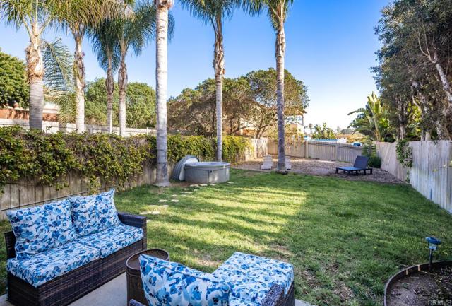 303 305 Sanford Street, Encinitas CA: https://media.crmls.org/mediaz/8f1a5a02-d579-4b49-944e-dec5195836c8.jpg