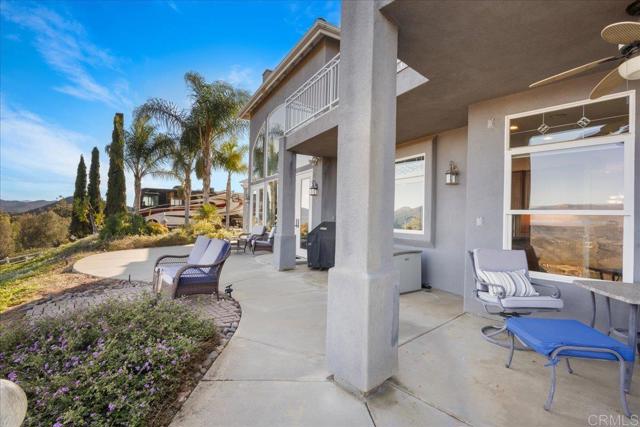 Detail Gallery Image 13 of 70 For 410 Woodland Ln, El Cajon,  CA 92021 - – Beds | – Baths