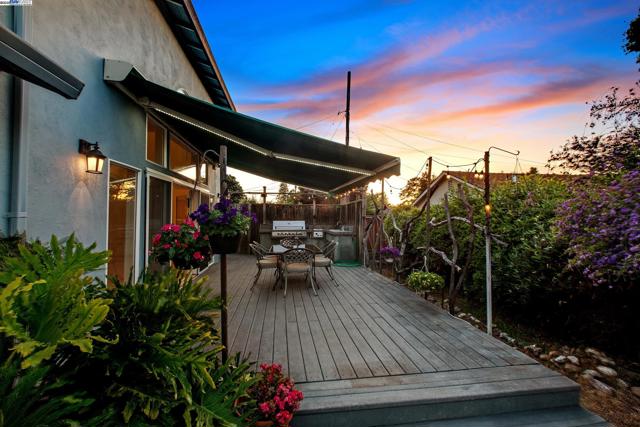 3171 Verdant Way, San Jose CA: https://media.crmls.org/mediaz/8f1bfb0e-02ea-4253-b99c-a2f01ff2bec2.jpg