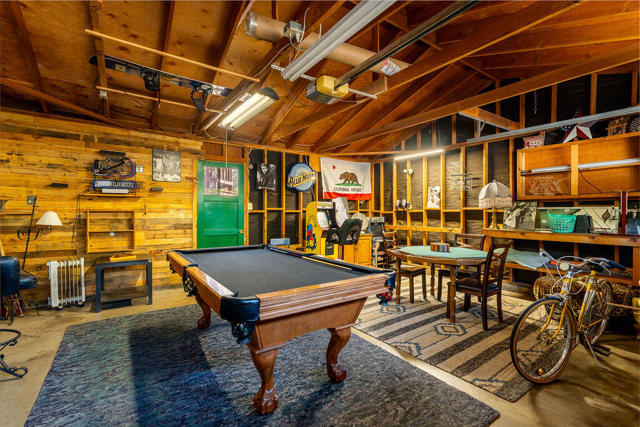 25580 Fir Street Street, Idyllwild CA: https://media.crmls.org/mediaz/8f1c6bb8-940e-4ad7-aaac-ceaa988efa4a.jpg