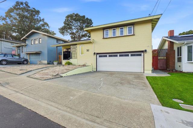 312 Alta Mesa Drive, South San Francisco CA: https://media.crmls.org/mediaz/8f1ca192-8537-4a36-9672-ff684508eb10.jpg