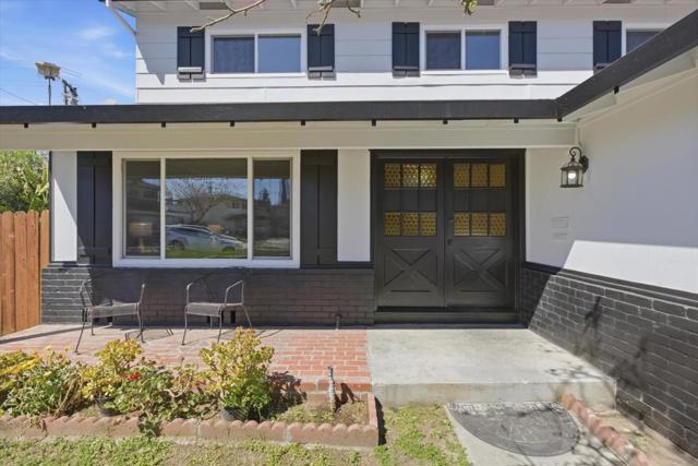 137 Carling Court, San Jose CA: https://media.crmls.org/mediaz/8f1d74f4-d02e-4498-aac0-b53ffc35ab91.jpg