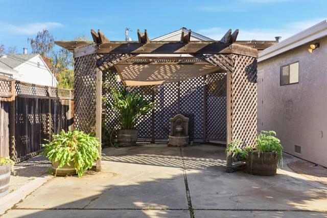 119 Florence Street, Sunnyvale CA: https://media.crmls.org/mediaz/8f1df769-22cb-4d00-afc2-fe119172c201.jpg