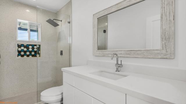 567 W Sunview Avenue, Palm Springs CA: https://media.crmls.org/mediaz/8f20e7cd-9374-4ea7-b168-6c50c8886d69.jpg