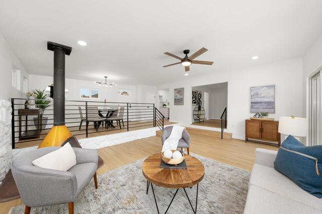 9015 Sovereign Rd, San Diego CA: https://media.crmls.org/mediaz/8f2239f7-4242-4d24-af1f-8c1cd65eae5e.jpg
