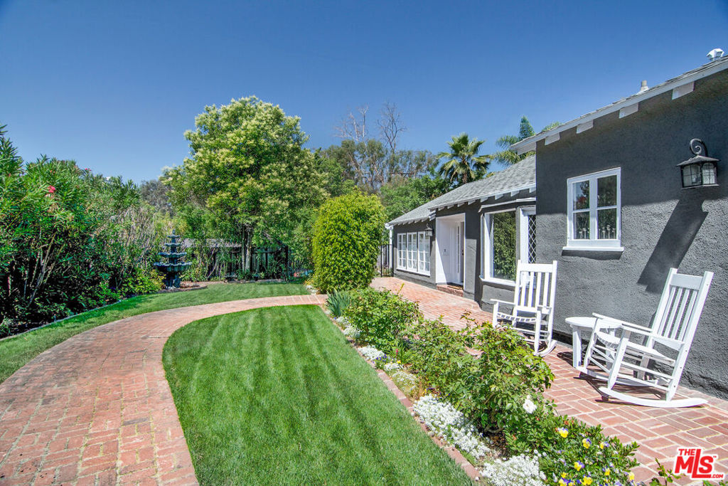4735 Tyrone Avenue, Sherman Oaks, CA 91423